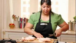 How to Cut a Chicken Using Wüsthof Classic Poultry Shears  WilliamsSonoma [upl. by Chemosh]