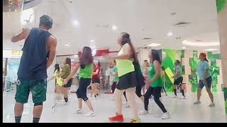 Its a Heartache Remix Zumba reels dance youtube zumba [upl. by Robinia]