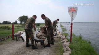 Hochwasser in der Altmark Kampf gegen Deichbruch bei Fischbeck [upl. by Cornie]