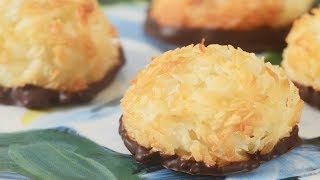 Coconut Macaroons Recipe Demonstration  Joyofbakingcom [upl. by Basia]