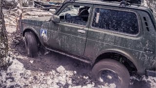 Lada Niva 4x4 Winter Challenge Training 2014 [upl. by Matland]