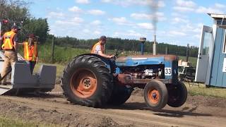 Fordson super major pulling [upl. by Poppy]