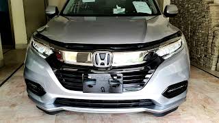 Honda Vezel Hybrid Silver 2018  Z Sensing  Fully Loaded with Features  Detailed Walkaround [upl. by Suzanna]