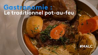 Gastronomie  le traditionnel potaufeu [upl. by Dahij]