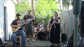 Unbelievable Version of Walkin Blues Joanna Connor Band  Carty BBQ Norwood Massachusetts USA [upl. by Rici941]