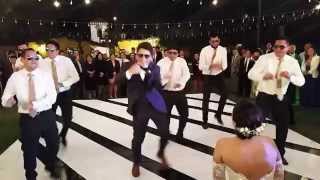 Baile sorpresa El Novio y sus mejores amigos sorprenden a la Novia Iris amp Jimmy [upl. by Ellene]