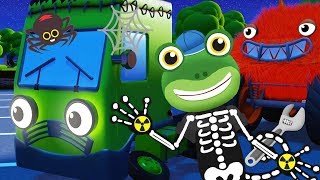 HALLOWEEN With Gecko Baby Truck Trick or Treat  Geckos Garage  Learning For Kids [upl. by Uella]