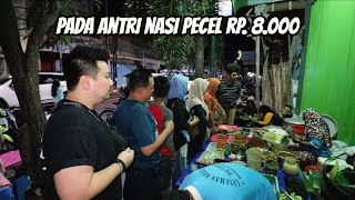 NASI PECEL YANG ANTRIAN NYA GA HABISHABIS [upl. by Cassidy]