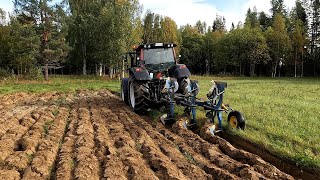 Valtra N123 plowing with an Överum reversible plow  Part 12 [upl. by Nevyar]