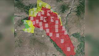 Update More Evacuations for Durkee Cow Fires [upl. by Kelila845]