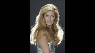 Culture française  Luka nous présente la chanteuse Dalida dans la série des icônes françaises [upl. by Rickert]