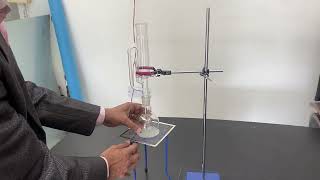 How to fit and use Soxhlet Extraction apparatus flask condenser assembly setting on stand abron01 [upl. by Nerfe]