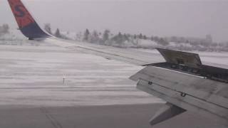 Sun Country Airlines B737700 Landing at MinneapolisSt Paul International Airport [upl. by Saito185]