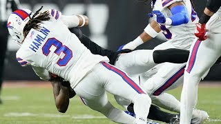 Damar Hamlin CPR on the field  Former NFL doctor explains [upl. by Tasia]