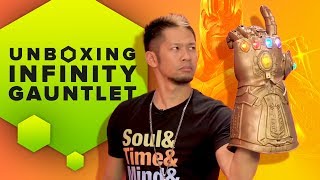 How to make Infinity Gauntlet with cardboard [upl. by Ecadnac]