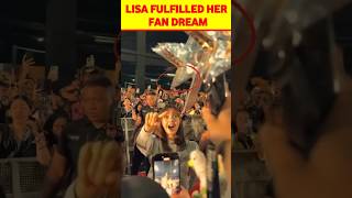 Lisas Reaction When She Receiving A Rockstar Lightstick Made by A Fan ⭐ shorts lisa lalisa [upl. by Aileme]