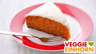 Saftiger Veganer Karottenkuchen  Einfacher veganer Kuchen  Vegan backen für Ostern [upl. by Etnovad172]