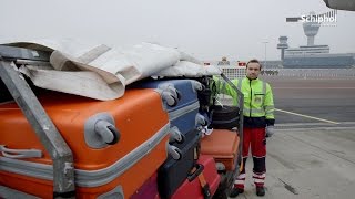 Route travelled by your suitcase from the plane to baggage reclaim [upl. by Ahcas]