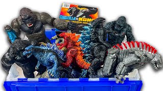 GIANT Godzilla and King Kong Collection New Godzilla vs Kong Skull Island Rampage Monsters [upl. by Kaylyn]