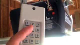 Liftmaster Universal Keyless Entry Garage Door Keypad Programing Tips [upl. by Yrffej]