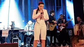 Maraisa Se Emociona Ao Cantar quotMedo Boboquot Em Tributo A Marília Mendonça Ao Vivo Em Lorena  2021 [upl. by Stralka738]