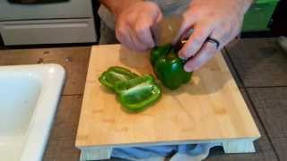 Food Hacks How to cut bell peppers [upl. by Aihpled]