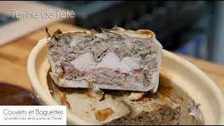 Terrine de porc et poulet  Couverts et Baguettes [upl. by Hnirt556]