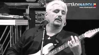 Pino Daniele live piazza del Plebiscito quotYes I Know my wayquot [upl. by Larue]