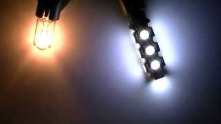 13er SMD LED Standlicht vs Original w5w  benzinfabrik® [upl. by Chevy219]