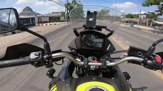 Suzuki DL 650 vs DL 1000 race amp acceleration [upl. by Zaslow]