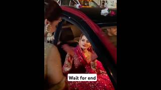 ایمن خان اپنی بہن منال کو کار میں بىٹھا کر رخصت کرتى ہوئىaimankhanminalkhanwedding shortvideo [upl. by Libyc38]