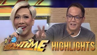 Direk Bobet pinagsabihan si Vice Ganda sa pagiging late [upl. by Lluj725]