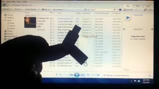 How to get your music from a CD to a Flash Drive in Windows 7 [upl. by Olwena228]