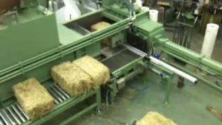 New baler for haylage chippings woodshavings manufacture [upl. by Lamag]