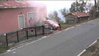 Incidente al Rally 8 Ronde valli Imperiesi 67 novembre 2010 [upl. by Harihs226]