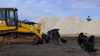 Caterpillar 953 track loader operation and demonstration [upl. by Odanref]