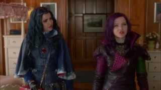 Wicked Bites Mal amp Evie  Disney Descendants [upl. by Allyson]