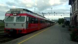 Train from Oslo arrives at Gjøvik Norway [upl. by Essilevi305]