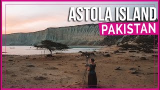 Balochistan Pakistan  ASTOLA ISLAND Travel Guide [upl. by Imoan897]