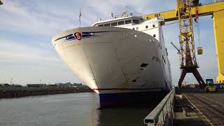 Stena Europe Harlandamp Wolff Dry Docking Timelapse [upl. by Acnoib]