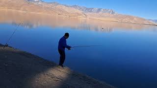 pesca de bagres en Lake isabella california [upl. by Ahsekad250]