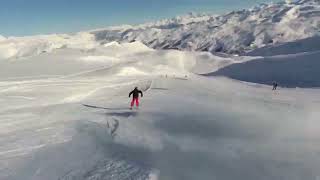 Skiing Pointe de la Masse Les Menuires Les 3 Vallées Feb 2018 3 w music [upl. by Doralin]