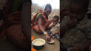 Same food with kids hadzabe eating trendingshorts [upl. by Worthington]