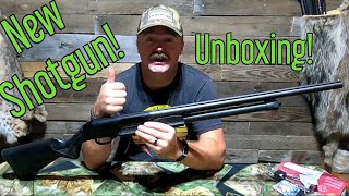 Unboxing the Stevens 320 Field Grade Compact Shotgun By Savage [upl. by Raney535]