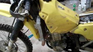 Suzuki DRZ 400  Carburetor Problem  Wont Start  Possible Fix [upl. by Gorski539]