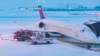 TRIP REPORT  Delta Air Lines Boeing 717 MAIN CABIN Calgary to Minneapolis [upl. by Arata]