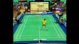 2004 Thomas Cup Asian Zone FinalLin Dan vs Lee Chong Wei pt 1 of 2 [upl. by Abernathy]