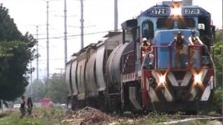 Distrito Tepic 2011  Ferromex New SD70ACe 4045 amp CSX SD80MAC 4596 y mas [upl. by Llenrrad]