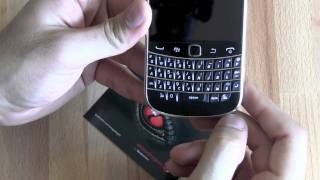 Blackberry Bold 4 Touch 9900  Unboxing and quick Hands on  iGyaanin [upl. by Eiffe]