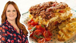 The Pioneer Woman Makes Loaf Pan Lasagna  The Pioneer Woman  Food Network [upl. by Lede590]